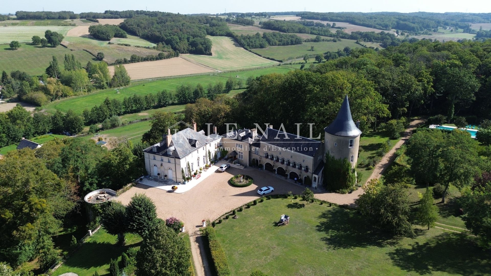 castle 19 rooms for sale on CHATEAU DU LOIR (72500)