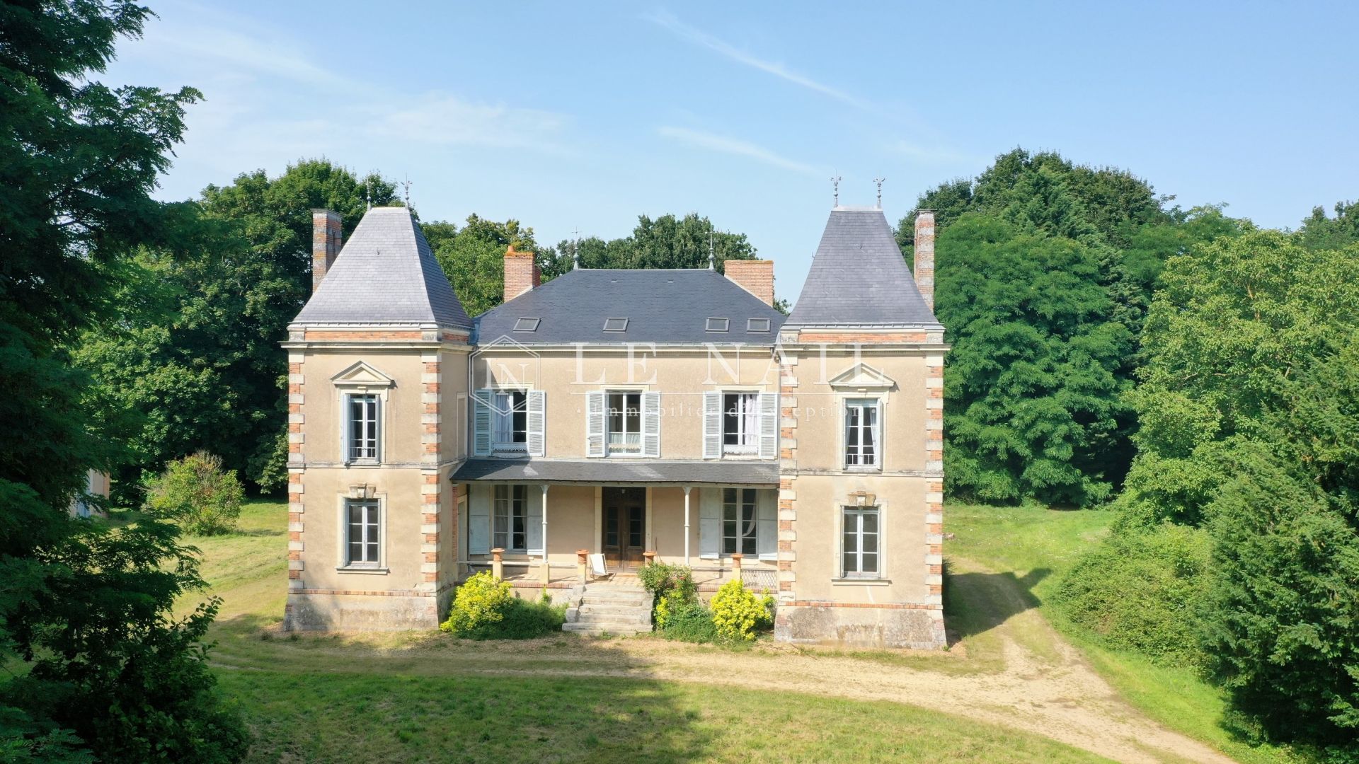 château 12 pièces en vente à ANGERS (49000)