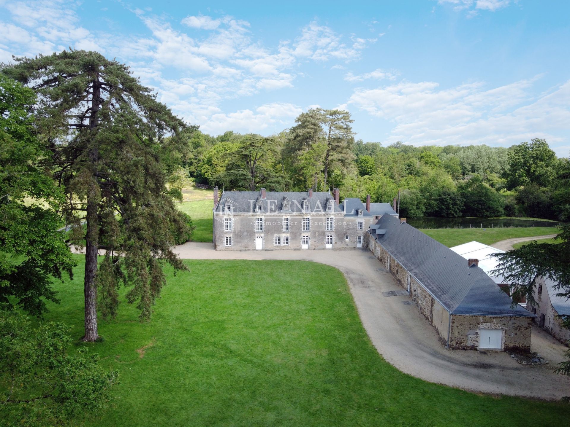 château 14 pièces en vente à ANGERS (49100)