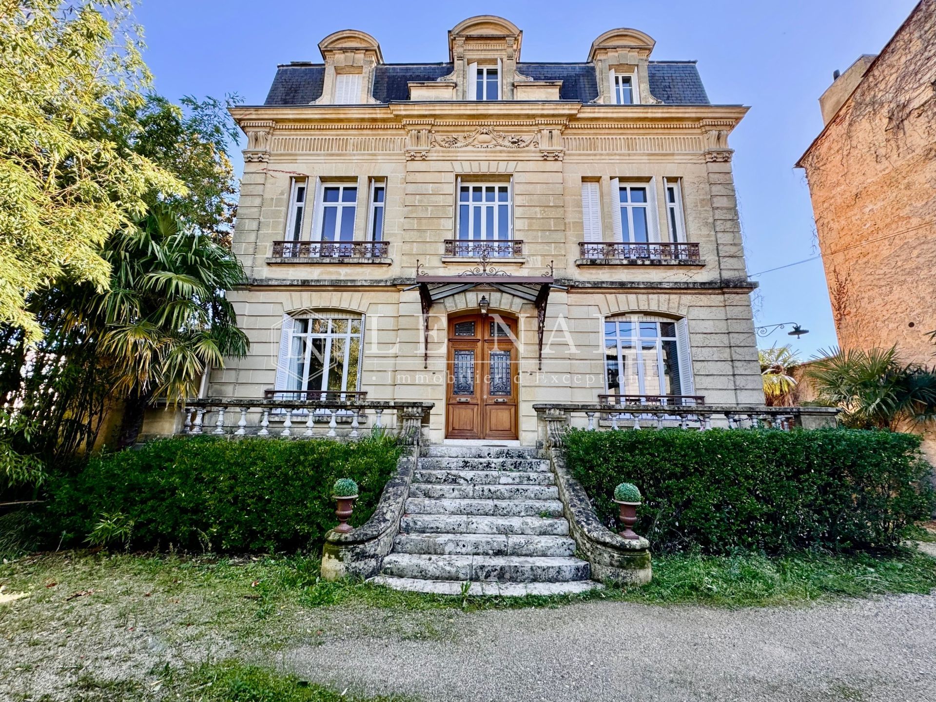 hôtel particulier 9 pièces en vente à BERGERAC (24100)