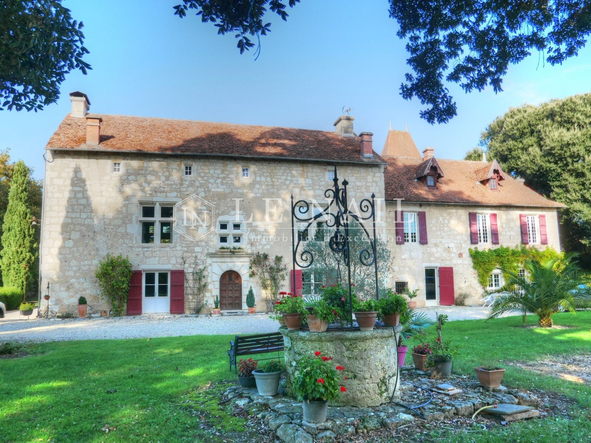 manor house 10 rooms for sale on AGEN (47000)