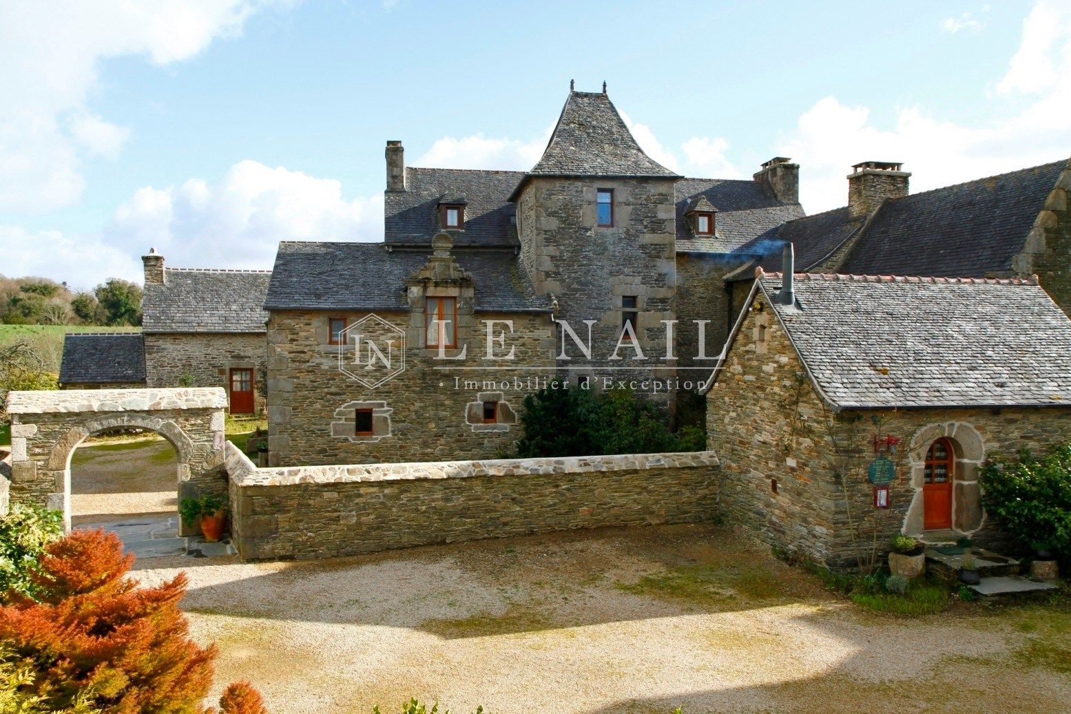 manoir 28 pièces en vente à MORLAIX (29600)