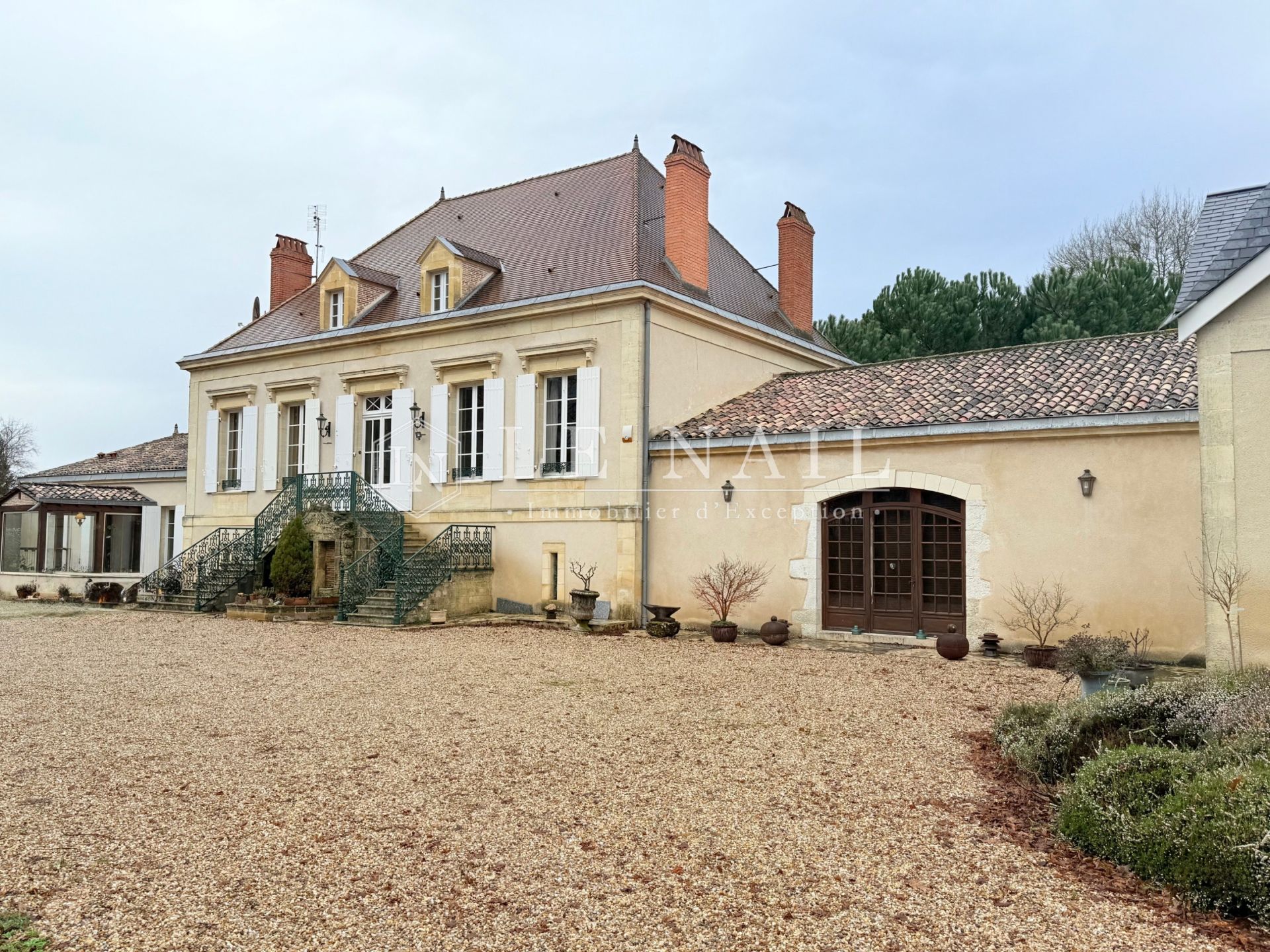 maison de maître 8 pièces en vente à BERGERAC (24100)