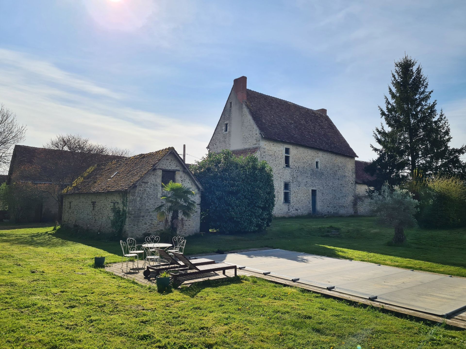 manor house 6 rooms for sale on LE MANS (72000)