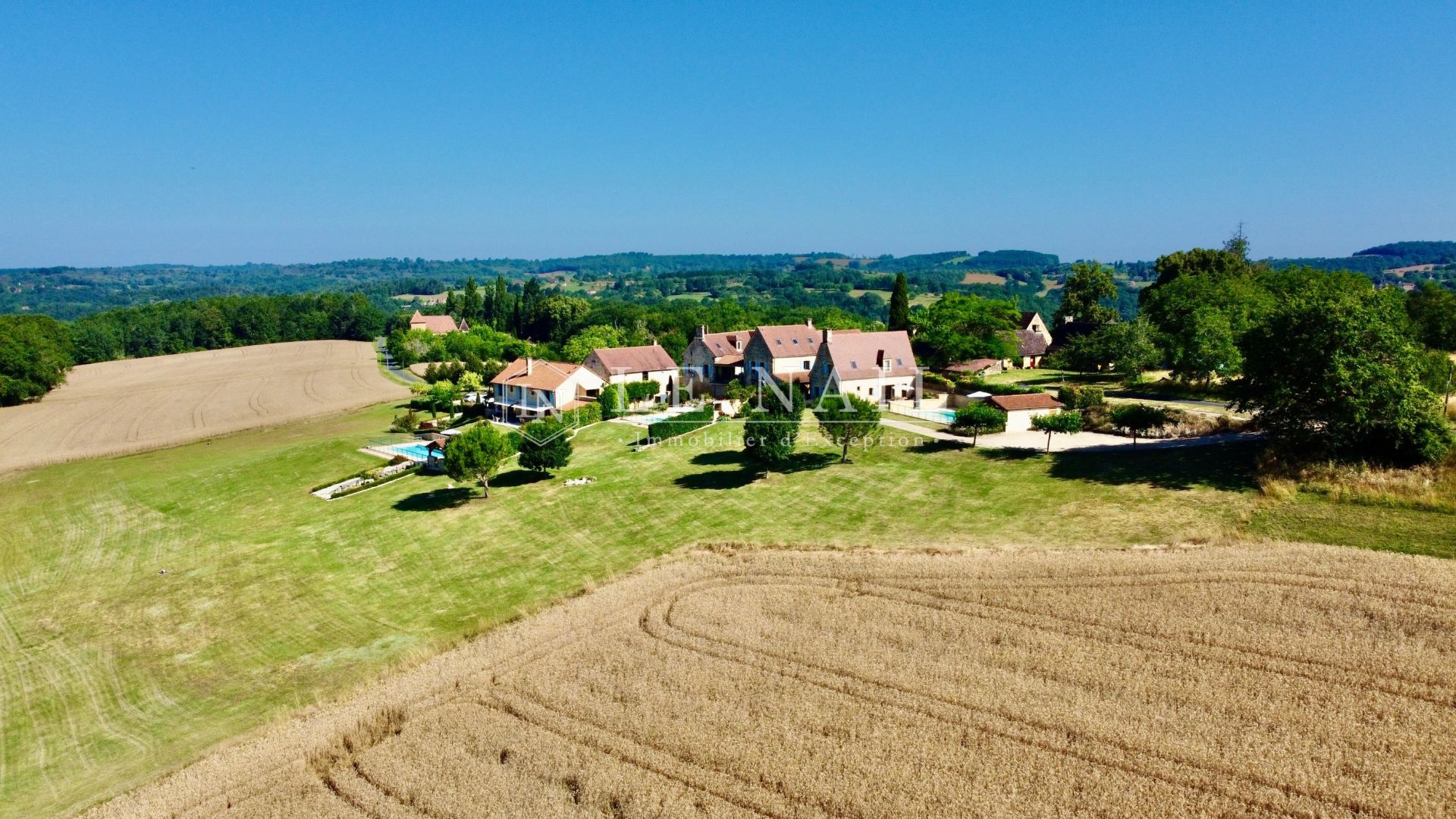 propriété 21 pièces en vente à SARLAT LA CANEDA (24200)