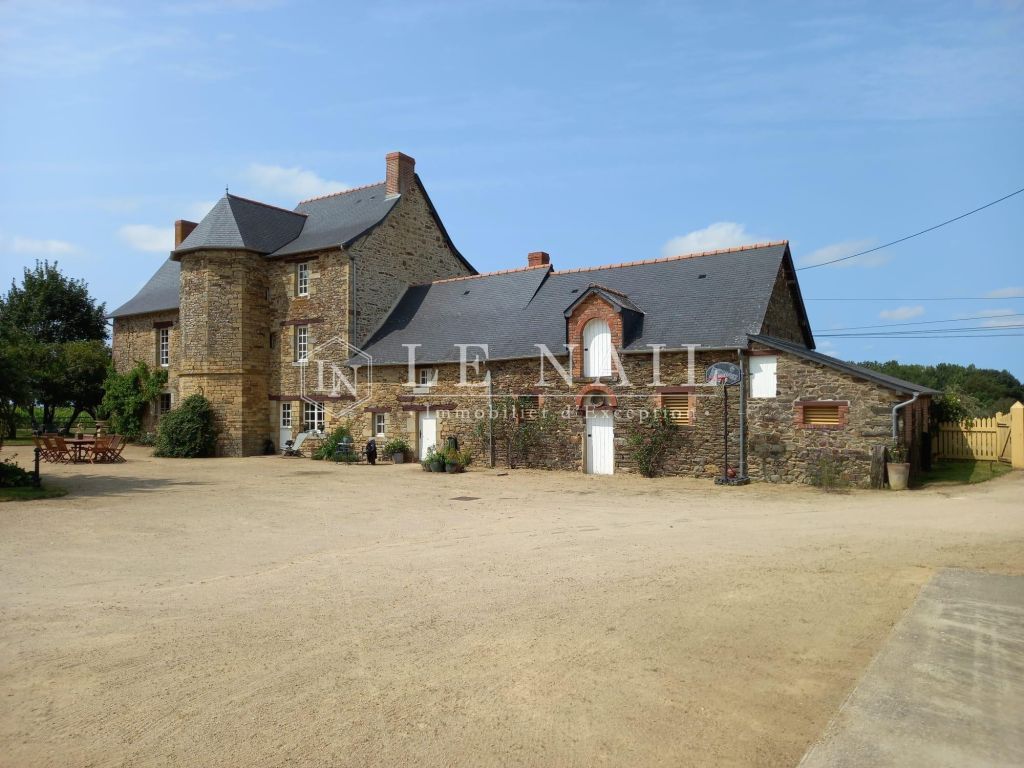 manoir 7 pièces en vente à VITRE (35500) - Plus de details