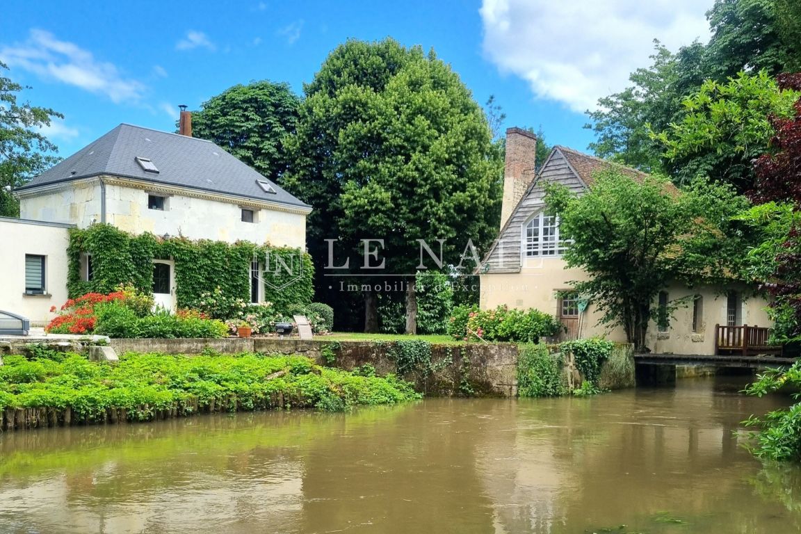 moulin 11 pièces en vente à MONTOIRE SUR LE LOIR (41800) - Plus de details